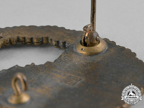 Destroyer War Badge, by J. Feix Detail