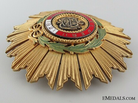 Grand Cross Breast Star (by Casa Nacional de la Modena) Obverse