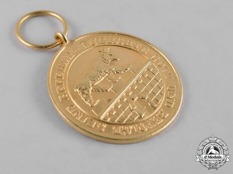 Order of Albert the Bear, Gold Medal of Merit (in gold) Obverse