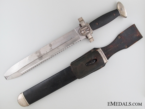 German Red Cross Enlisted Ranks Hewer (Unmarked) Obverse with Scabbard
