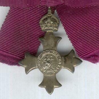 Miniature Member (for ladies) (1917-1937) Obverse