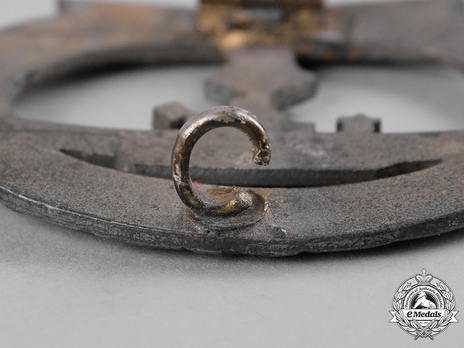 Submarine War Badge, by B. H. Mayer (in tombac) Detail