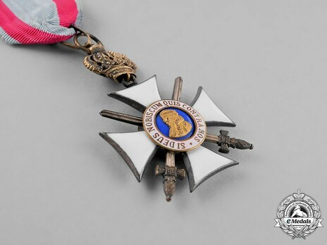Order of Philip the Magnanimous, Type II, I Class Knight's Cross with Swords (with crown) Obverse