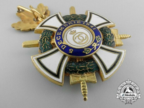 Order of the Royal House, Type II, Military Division, Commander's Cross Reverse