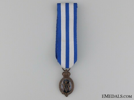 Miniature II Class Medal (for life saving at sea) Obverse