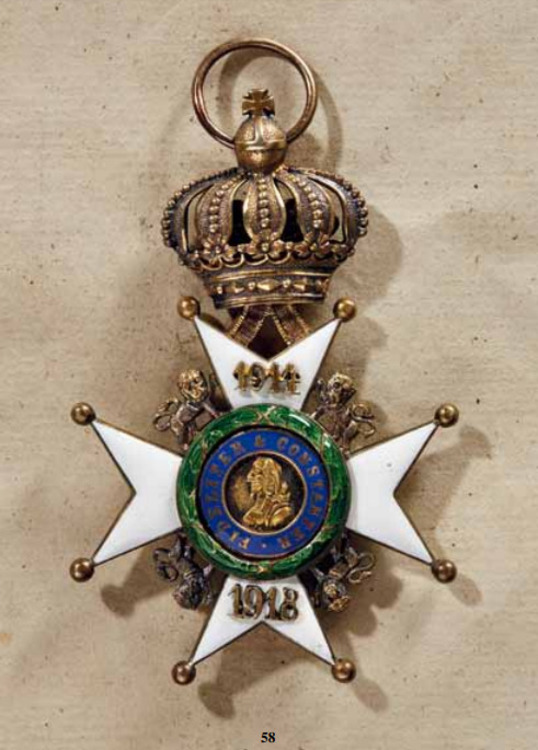 Duke+of+saxony+ernestinian+house+order%2c+type+ii%2c+civil%2c+i+class+knight%2c+1914+1918%2c+obv+