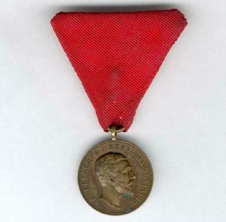 Medal+for+merit%2c+type+i%2c+in+bronze+%28with+older+portrait+and+stamped+schwenzer%29+1