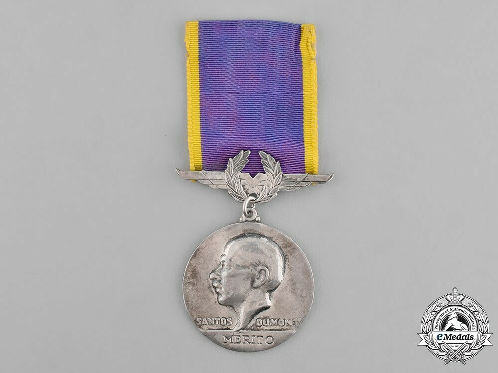 C18 036064 1