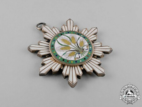 Order of Illustrious Brilliant Golden Grain, V Class Knight Obverse