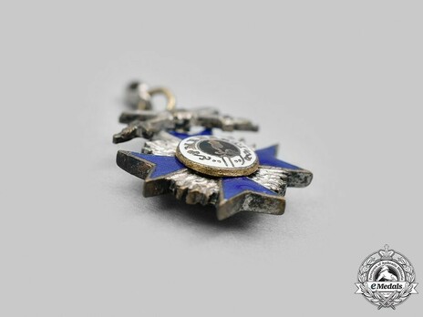 Order of Military Merit, Military Division, III Class Cross Miniature (suspension loop version) Obverse