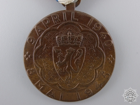 Defence Medal, Bronze Obverse