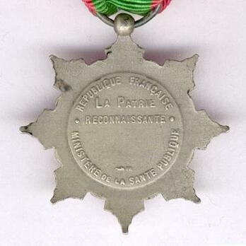 Silver Medal (Ministry of Public Health, stamped "LEON DESCHAMPS") Reverse