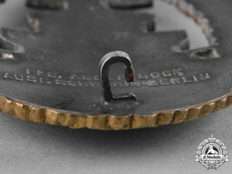 High Seas Fleet Badge, by C. Schwerin (in tombac) Detail