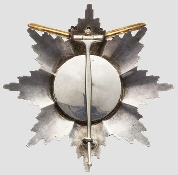 Order of the Red Eagle, Type V, Military Division, I Class Breast Star (with oak leaves & swords on top) Reverse