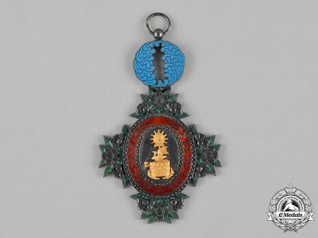 Order of the Sacred Crown, VI Class Obverse