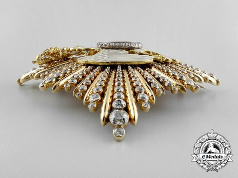Order of the White Eagle, Type I, Civil Division, I Class Breast Star, with Diamonds Obverse