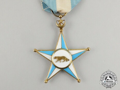Order of the Somali Star, Knight Obverse