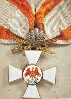 Order of the Red Eagle, Type V, Military Division, II Class Cross (with oak leaves & swords on ring, in gold) Obverse