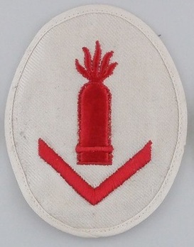 Kriegsmarine Gun Chief 2nd Class Insignia Type I Obverse