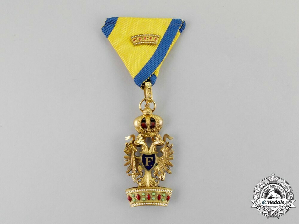 Iron+crown+iii+smallcom