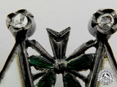 Knight (Silver and Diamond) Details