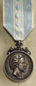 Ludwig Medal for Arts and Sciences, Silver Medal for Industry Obverse