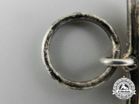 Iron Cross II Class, by Deschler, #1, L/10 (regular frame, "1") Maker Mark