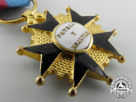 Cross (reduced size) Reverse