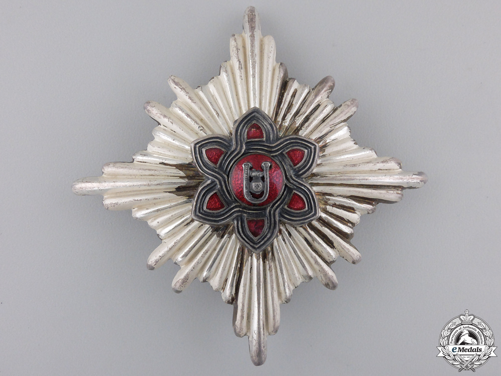 A croatian order 55390bde4f19a1