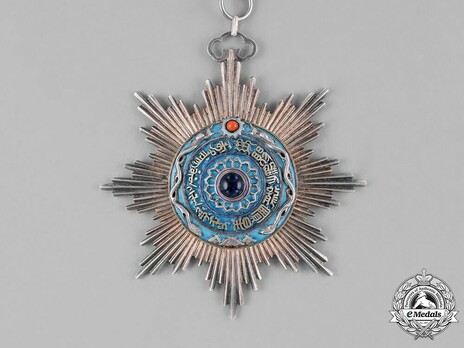 Order of the Double Dragon, Type II, III Class, II Grade Star Obverse