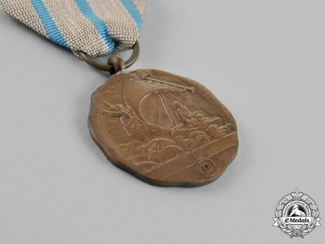 Medal of Maritime Virtue, Type I, Civil Division, III Class Obverse
