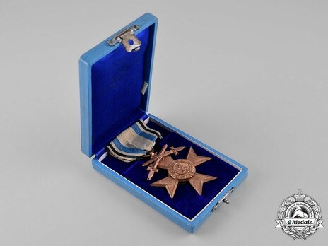 Order of Military Merit, Military Division, III Class Military Merit Cross Case of Issue Interior