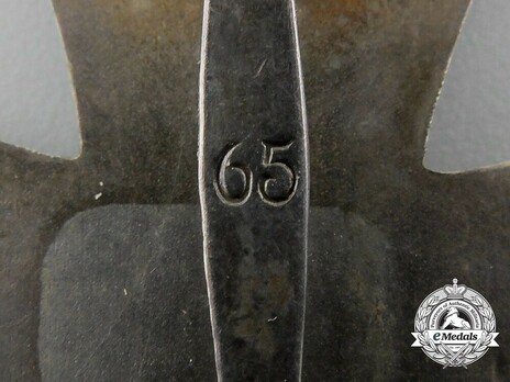 Iron Cross I Class, by Klein & Quenzer (65, Type C) Detail