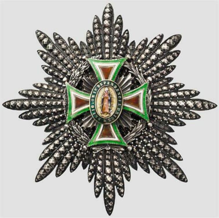 Grand+cross+breast+star+%28silver+gilt%29+obverse02