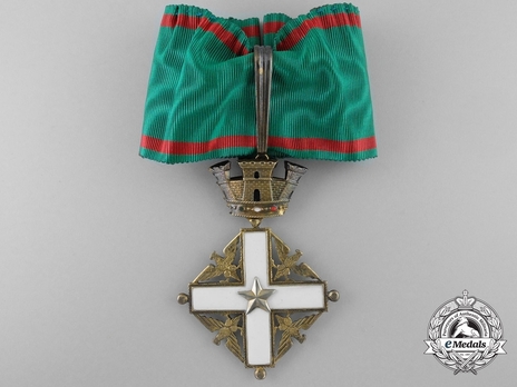 Order of Merit of the Italian Republic, Type I, Grand Officer Obverse