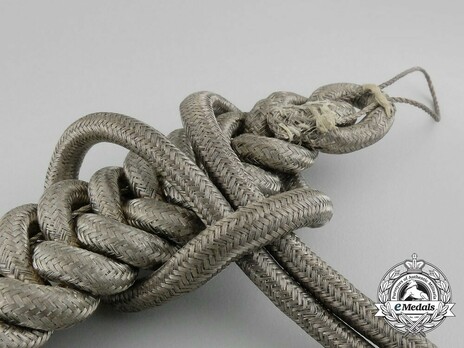 German Army Adjutant & Staff Officer Aiguillette Detail