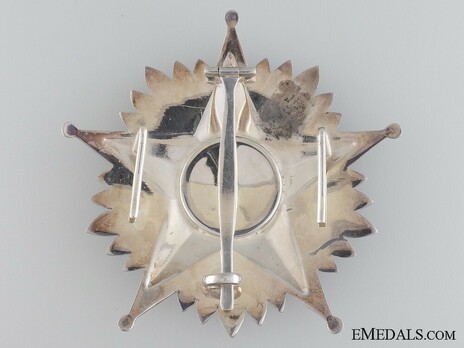 Grand Officer Breast Star Reverse
