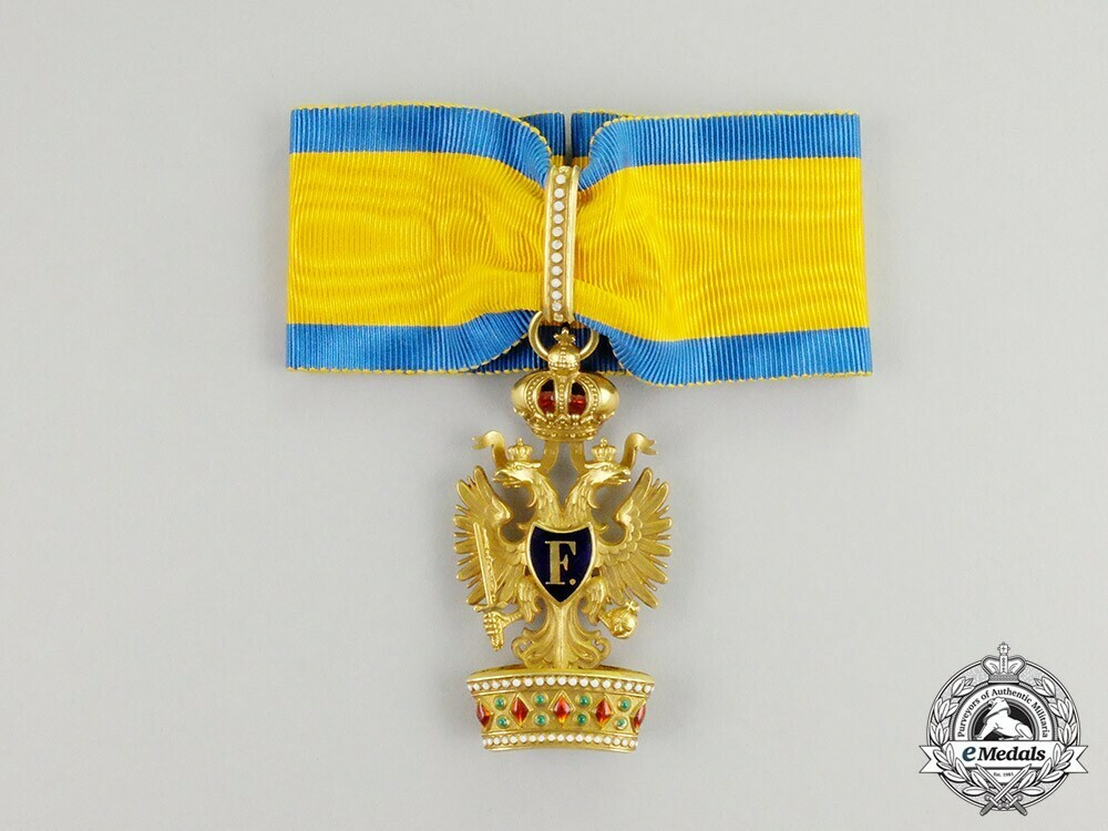 Iron+crown+iii+com+gold