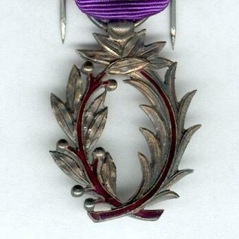 Officer of the Academy (by Bacqueville) Obverse