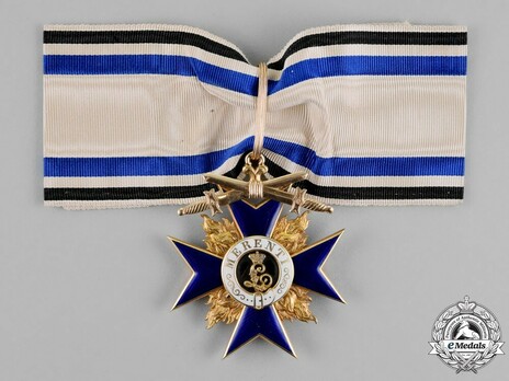 Order of Military Merit, Military Division, II Class Cross (without crown) Obverse