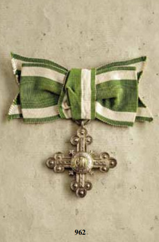 Long Service Decoration for Domestic Service, Type II, for 50 Years Obverse