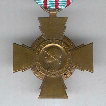 Bronze Cross (by Janvier Berchot) Obverse