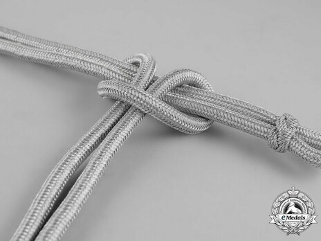 German Army Officer Aiguillette Detail