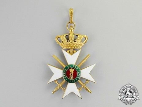 Military Order for Bravery, I Class Grand Officer Officer (letters on green background) Reverse