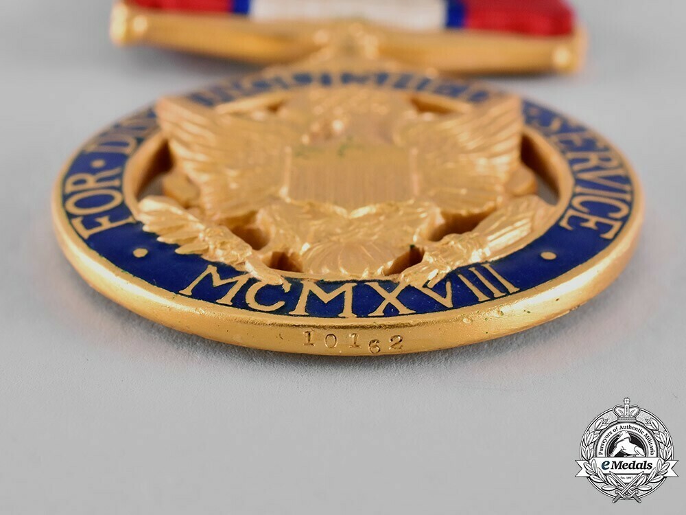 Distinguished Service Medal (U.S. Army) - Wikipedia