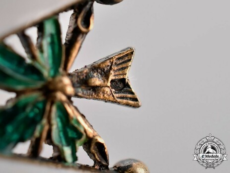 Knight (Silver gilt and Gold) Details