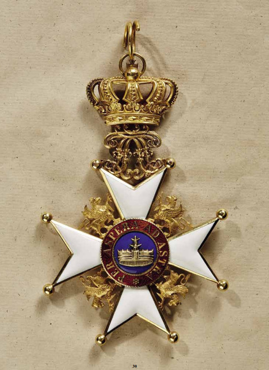 Order+of+the+wendish+crown%2c+civil%2c+grand+cross%2c+bronze+crown%2c+obv