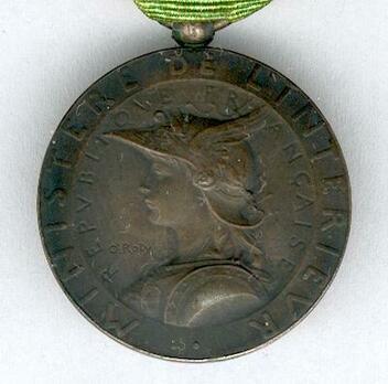 Silver Medal (stamped "O.ROTY," 1896-) Obverse
