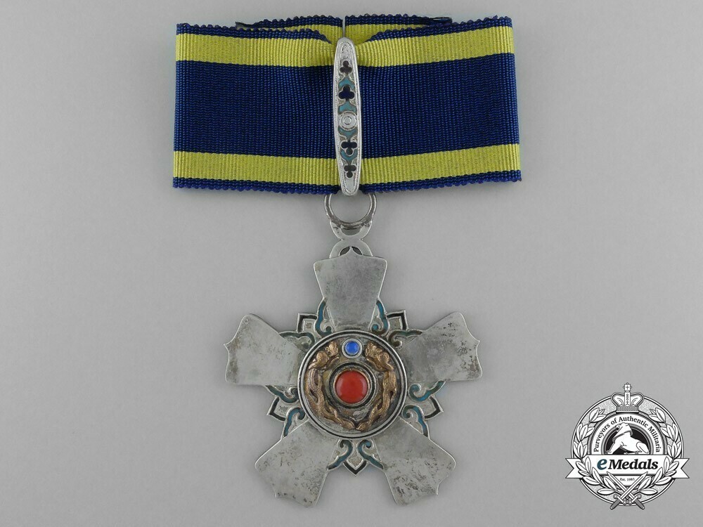 Order+of+the+double+dragon%2c+type+ii%2c+ii+class%2c+i+grade+neck+badge+1