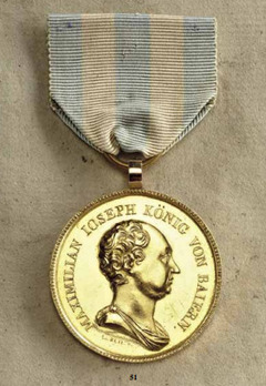 Merit Order of the Bavarian Crown, Gold Medal Obverse